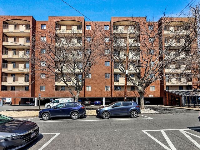 39 Parlin St 304, Everett, MA 02149