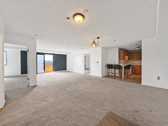 39 Parlin St 304, Everett, MA 02149