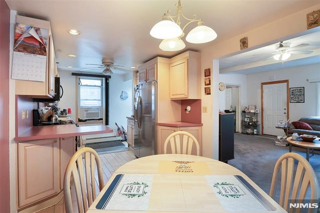 405 Kingsland Avenue, Lyndhurst, NJ 07071