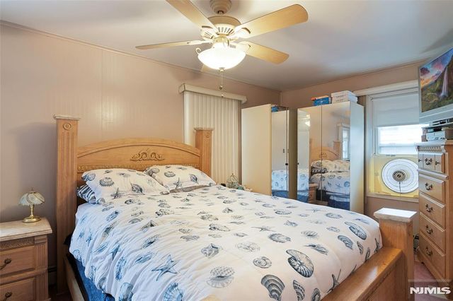 405 Kingsland Avenue, Lyndhurst, NJ 07071