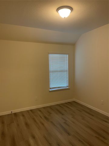 2824 Castle Creek Drive, Little Elm, TX 75068