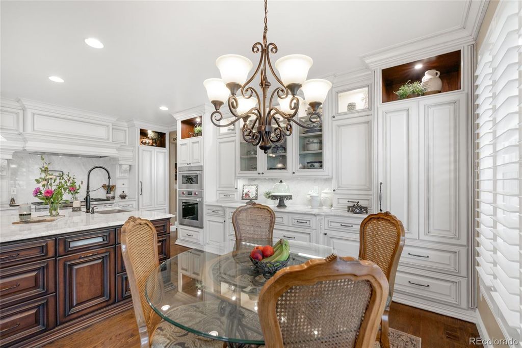 Image 12 of property listing at 10119 Knoll Circle, Highlands Ranch, CO 80130