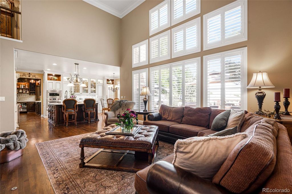 Image 17 of property listing at 10119 Knoll Circle, Highlands Ranch, CO 80130
