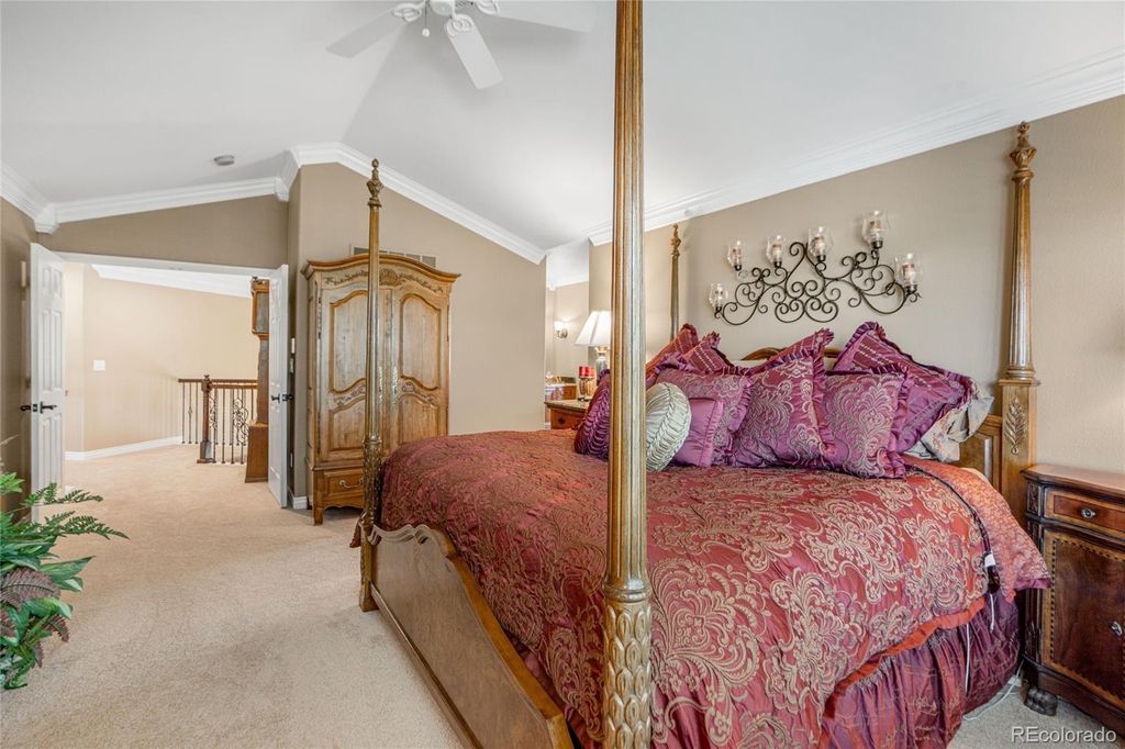 Image 24 of property listing at 10119 Knoll Circle, Highlands Ranch, CO 80130