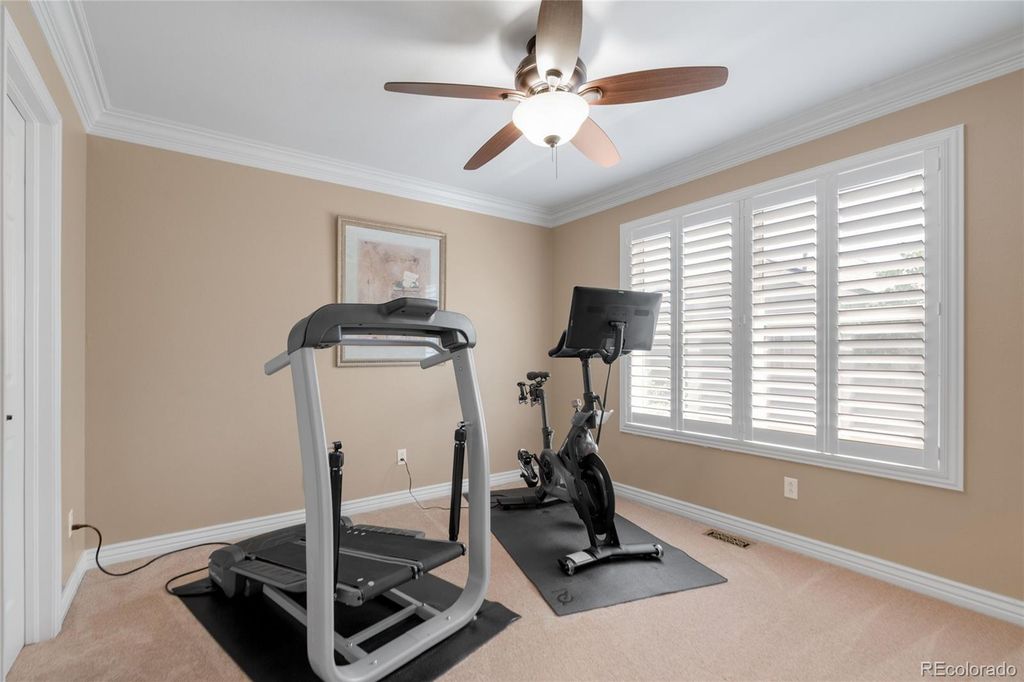 Image 35 of property listing at 10119 Knoll Circle, Highlands Ranch, CO 80130