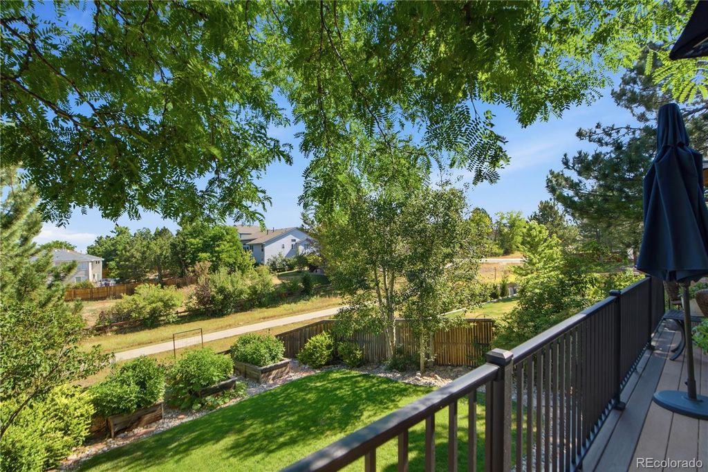 Image 41 of property listing at 10119 Knoll Circle, Highlands Ranch, CO 80130