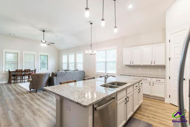 504 Clifton Road, Perry, GA 31069