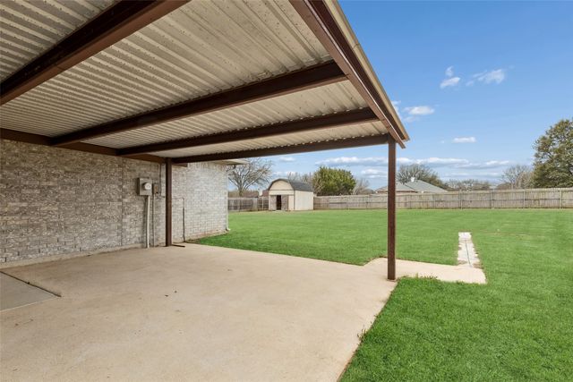 910 Hill Meadow Drive, Midlothian, TX 76065