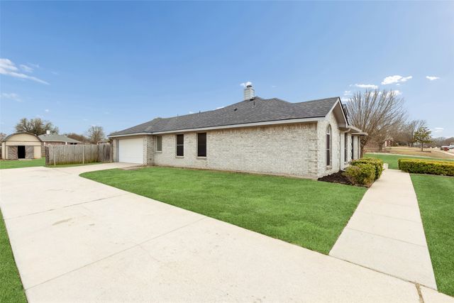 910 Hill Meadow Drive, Midlothian, TX 76065