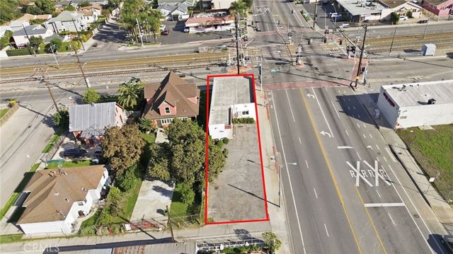 809 S Willowbrook, Compton, CA 90220