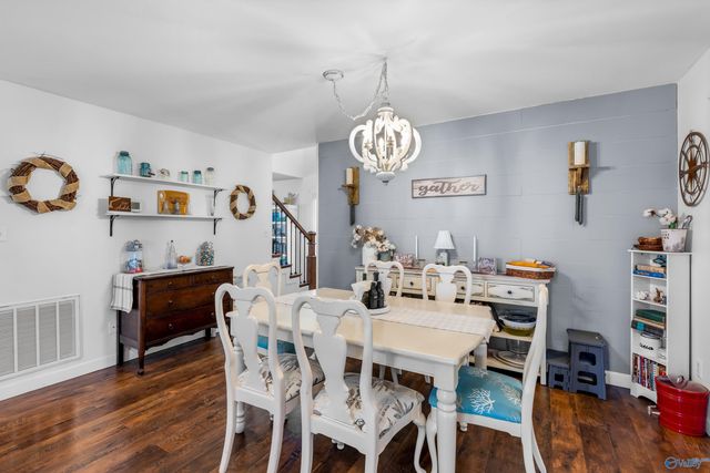 221 Slaterock Road, Hazel Green, AL 35750