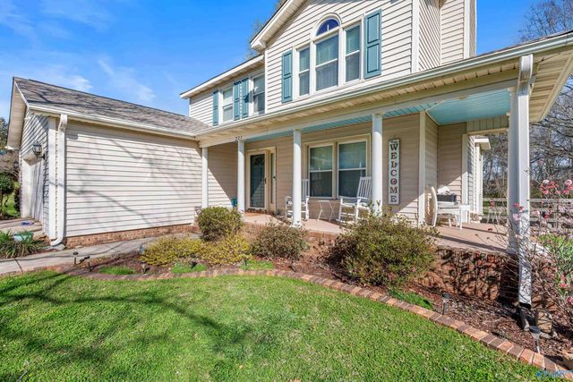 221 Slaterock Road, Hazel Green, AL 35750