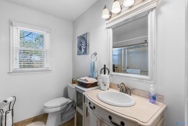 221 Slaterock Road, Hazel Green, AL 35750