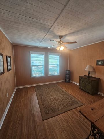 3347 Bandera Street, Athens, TX 75752