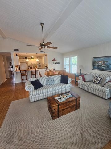 3347 Bandera Street, Athens, TX 75752