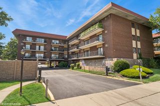 9540 S Mayfield Avenue 103S, Oak Lawn, IL 60453