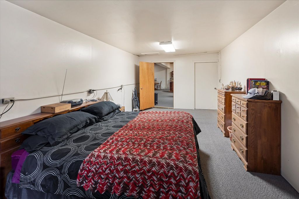 Image 15 of property listing at 28132 Us Highway 2, Libby, MT 59923