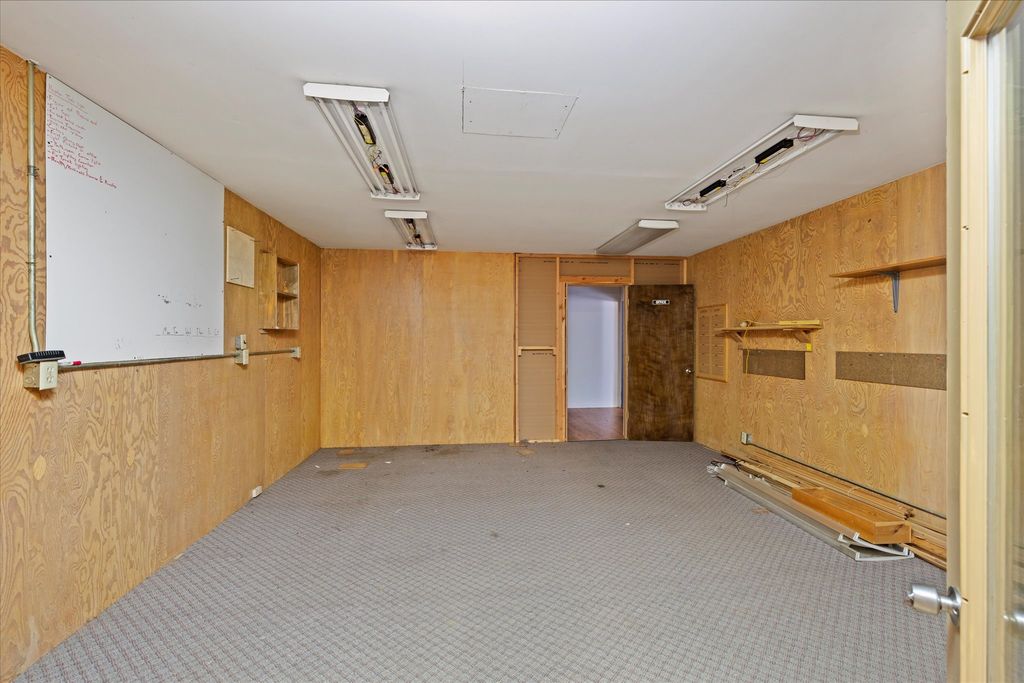 Image 23 of property listing at 28132 Us Highway 2, Libby, MT 59923