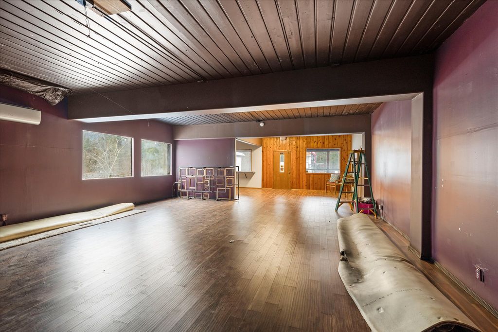 Image 28 of property listing at 28132 Us Highway 2, Libby, MT 59923