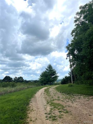 15639 State Highway 185, Potosi, MO 63664
