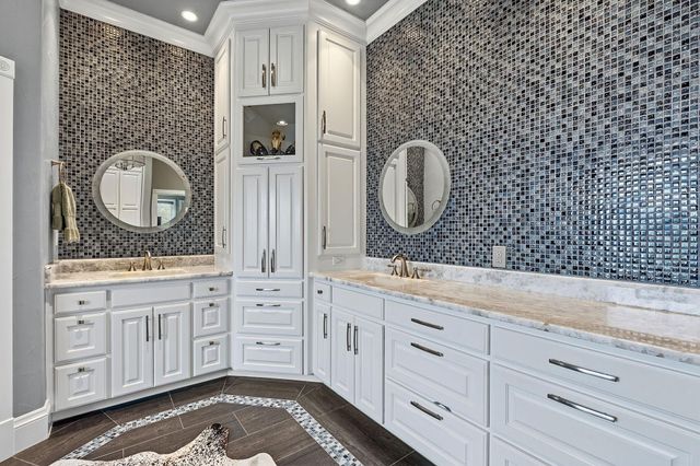 3118 La Ventana PKWY, Driftwood, TX 78619