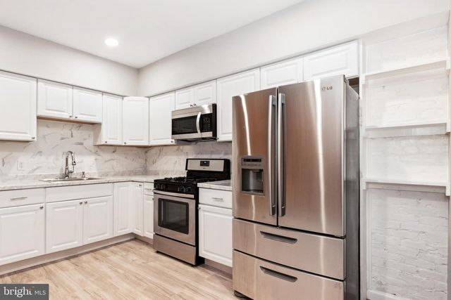 2012 EAGLE ST, Baltimore, MD 21223