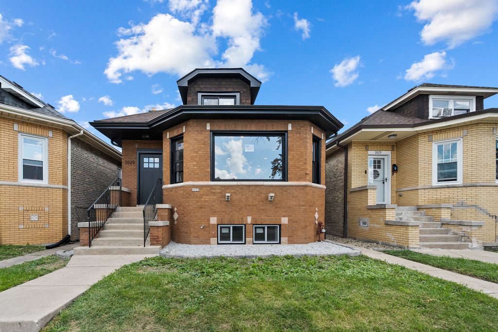 3529 N Nottingham Avenue, Chicago, IL 60634