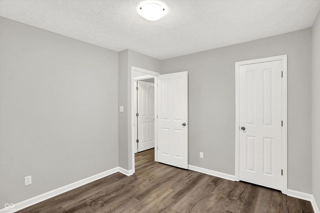 854 Queensgate Drive, Greenwood, IN 46143