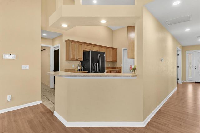 25415 SW 15TH AVENUE, Newberry, FL 32669