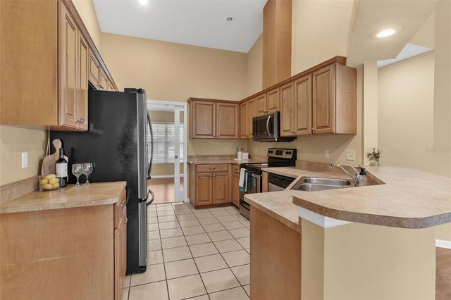 25415 SW 15TH AVENUE, Newberry, FL 32669