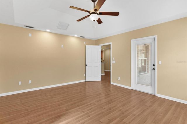 25415 SW 15TH AVENUE, Newberry, FL 32669