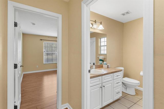 25415 SW 15TH AVENUE, Newberry, FL 32669