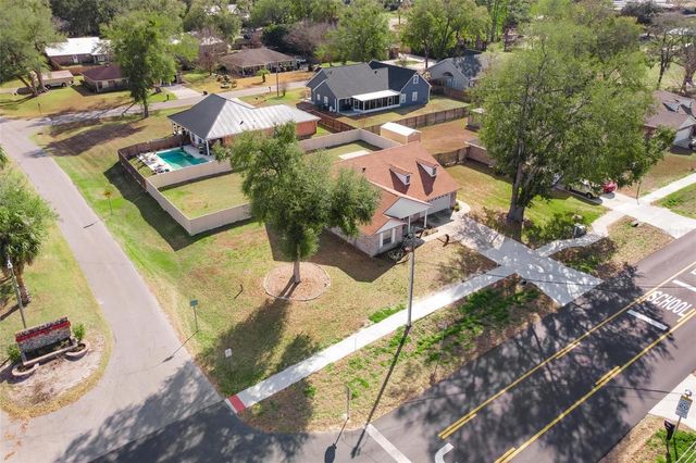 25415 SW 15TH AVENUE, Newberry, FL 32669