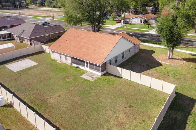 25415 SW 15TH AVENUE, Newberry, FL 32669