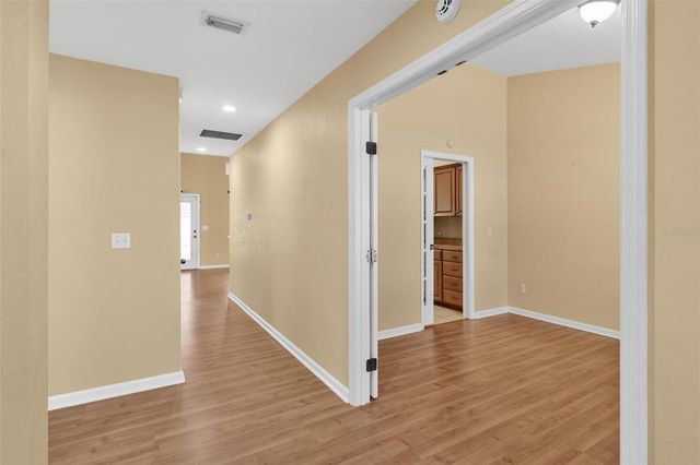 25415 SW 15TH AVENUE, Newberry, FL 32669