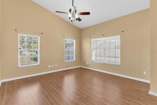 25415 SW 15TH AVENUE, Newberry, FL 32669