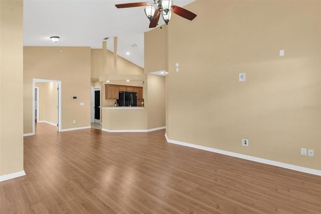 25415 SW 15TH AVENUE, Newberry, FL 32669