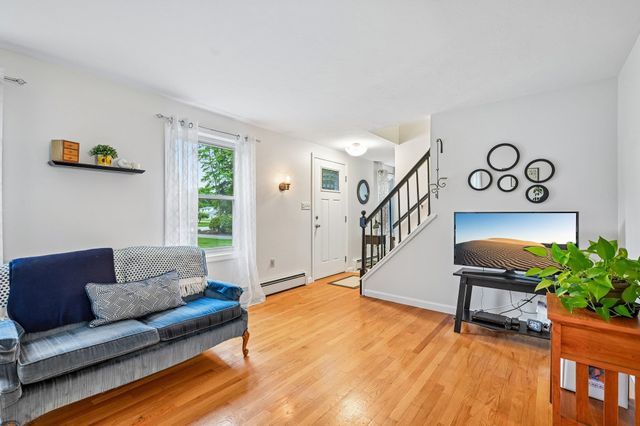 27 Jennifer Lane, Auburn, NH 03032