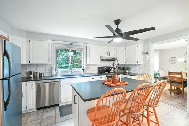 27 Jennifer Lane, Auburn, NH 03032