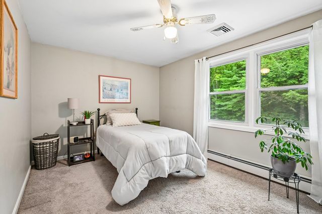 27 Jennifer Lane, Auburn, NH 03032