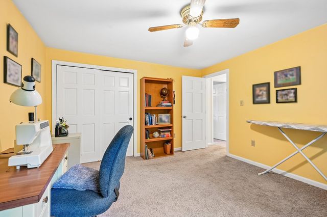 27 Jennifer Lane, Auburn, NH 03032