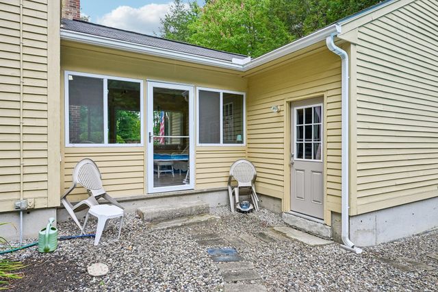 27 Jennifer Lane, Auburn, NH 03032