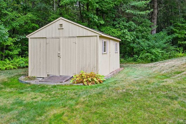 27 Jennifer Lane, Auburn, NH 03032