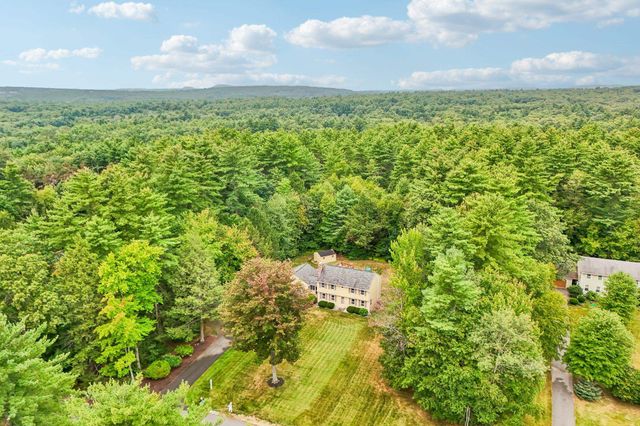 27 Jennifer Lane, Auburn, NH 03032