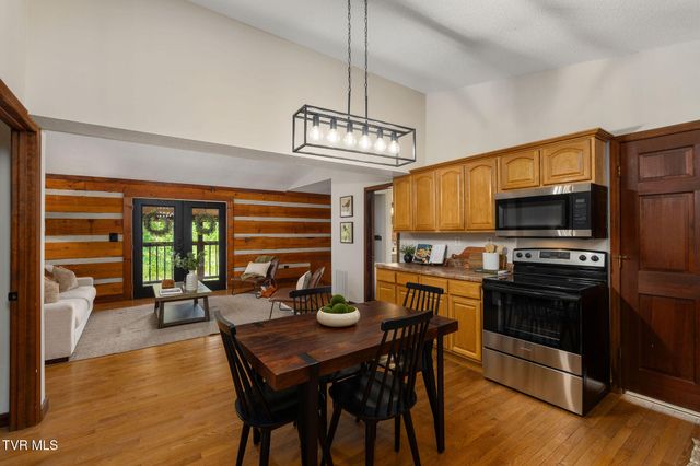 5201 Unicoi Drive, Unicoi, TN 37692