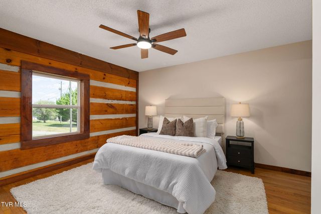 5201 Unicoi Drive, Unicoi, TN 37692