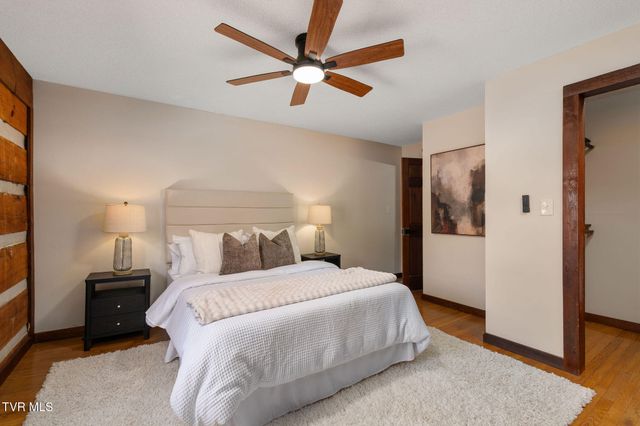 5201 Unicoi Drive, Unicoi, TN 37692