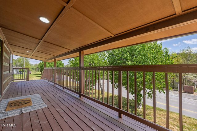 5201 Unicoi Drive, Unicoi, TN 37692