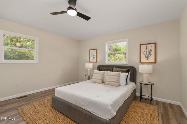 5201 Unicoi Drive, Unicoi, TN 37692