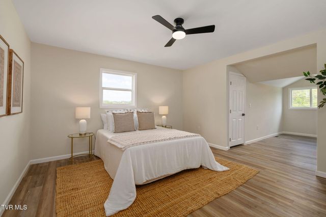 5201 Unicoi Drive, Unicoi, TN 37692